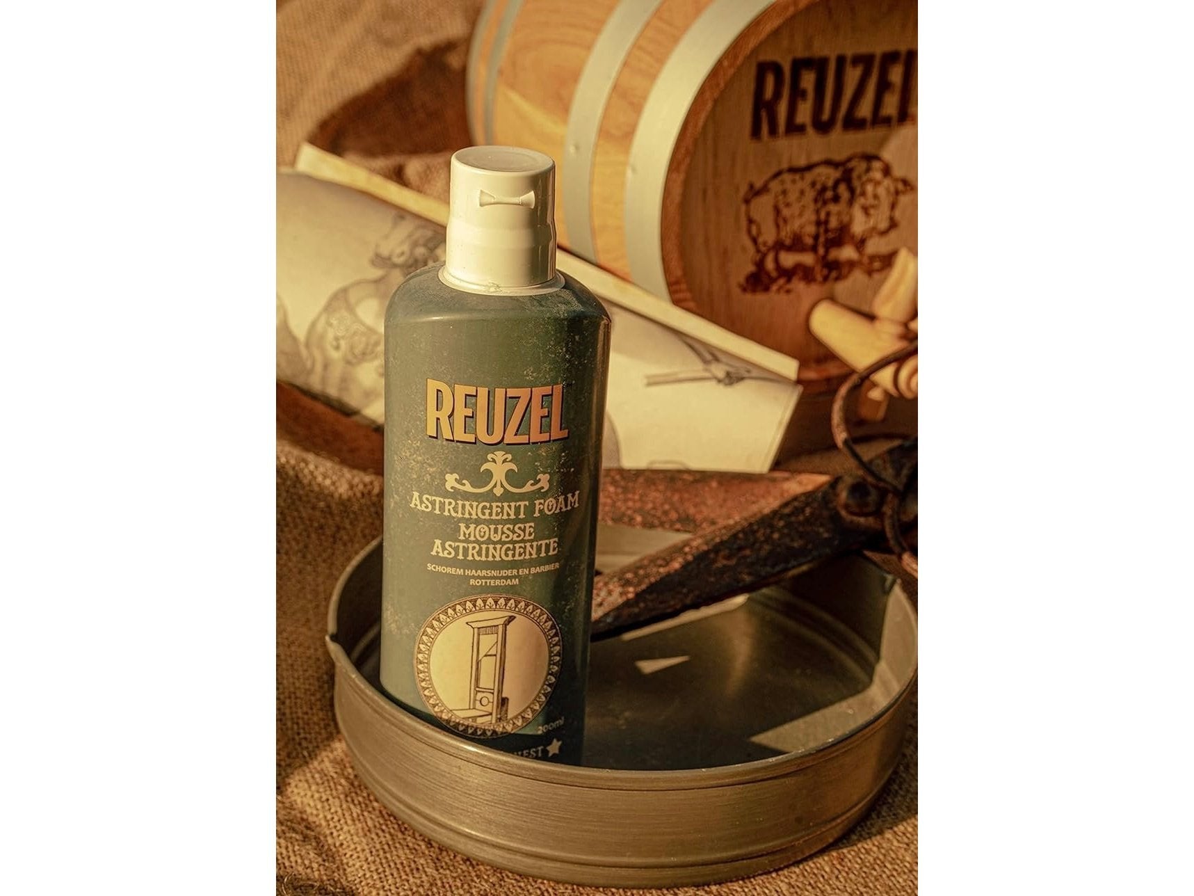 Load image into Gallery viewer, Reuzel Astringent Foam, 6.76 oz.
