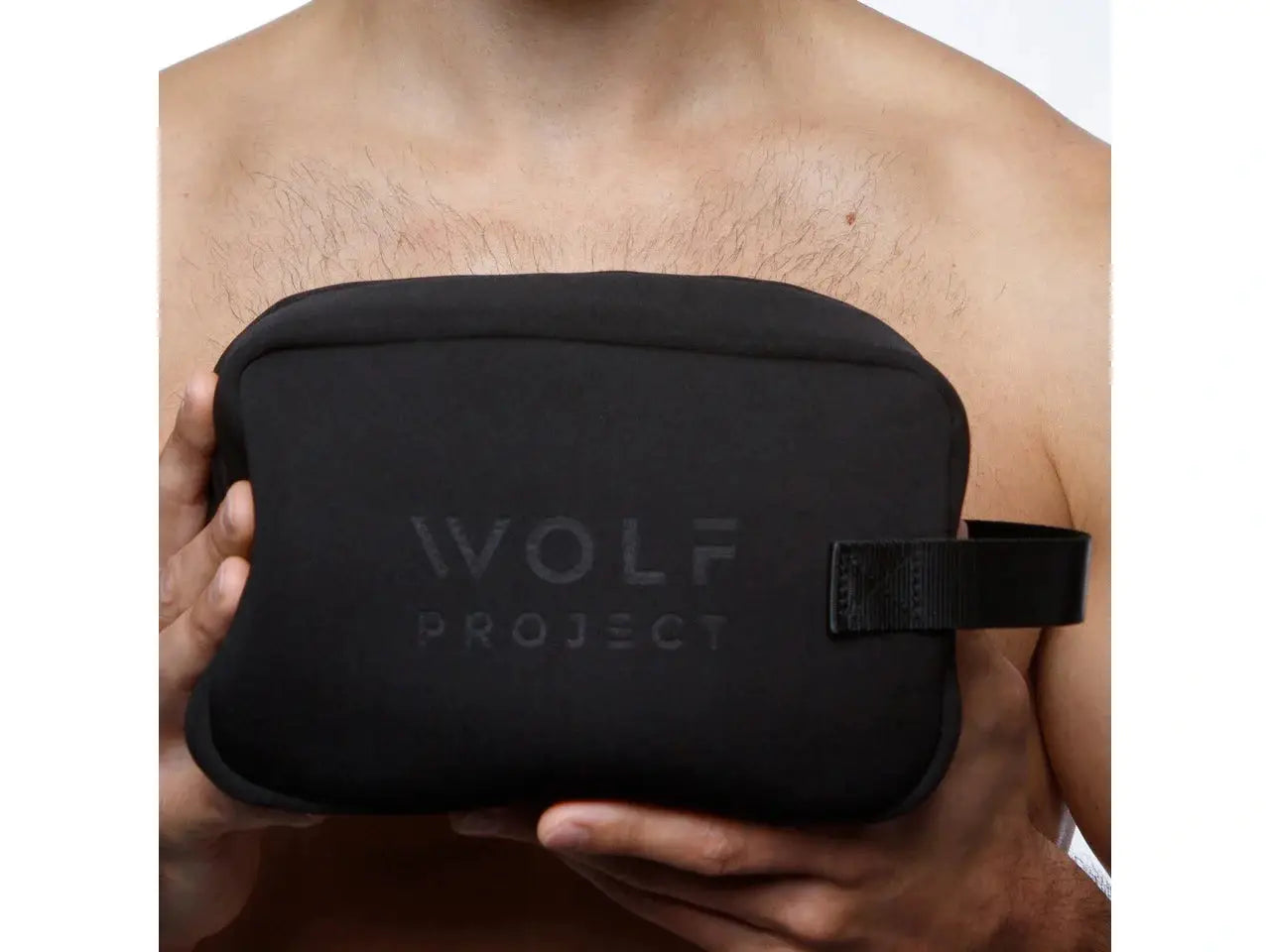 Load image into Gallery viewer, WOLF TOILETRY BAG

